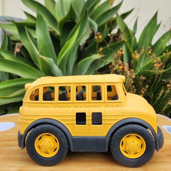 Green Toys School Bus Yellow Pretend Play Toys Toddler Vehicle Made in USA No BP - Picture 7 of 8